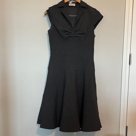 Calvin Klein Grey Tiered Sleeveless Shirt Dress EUC - Picture 1 of 5